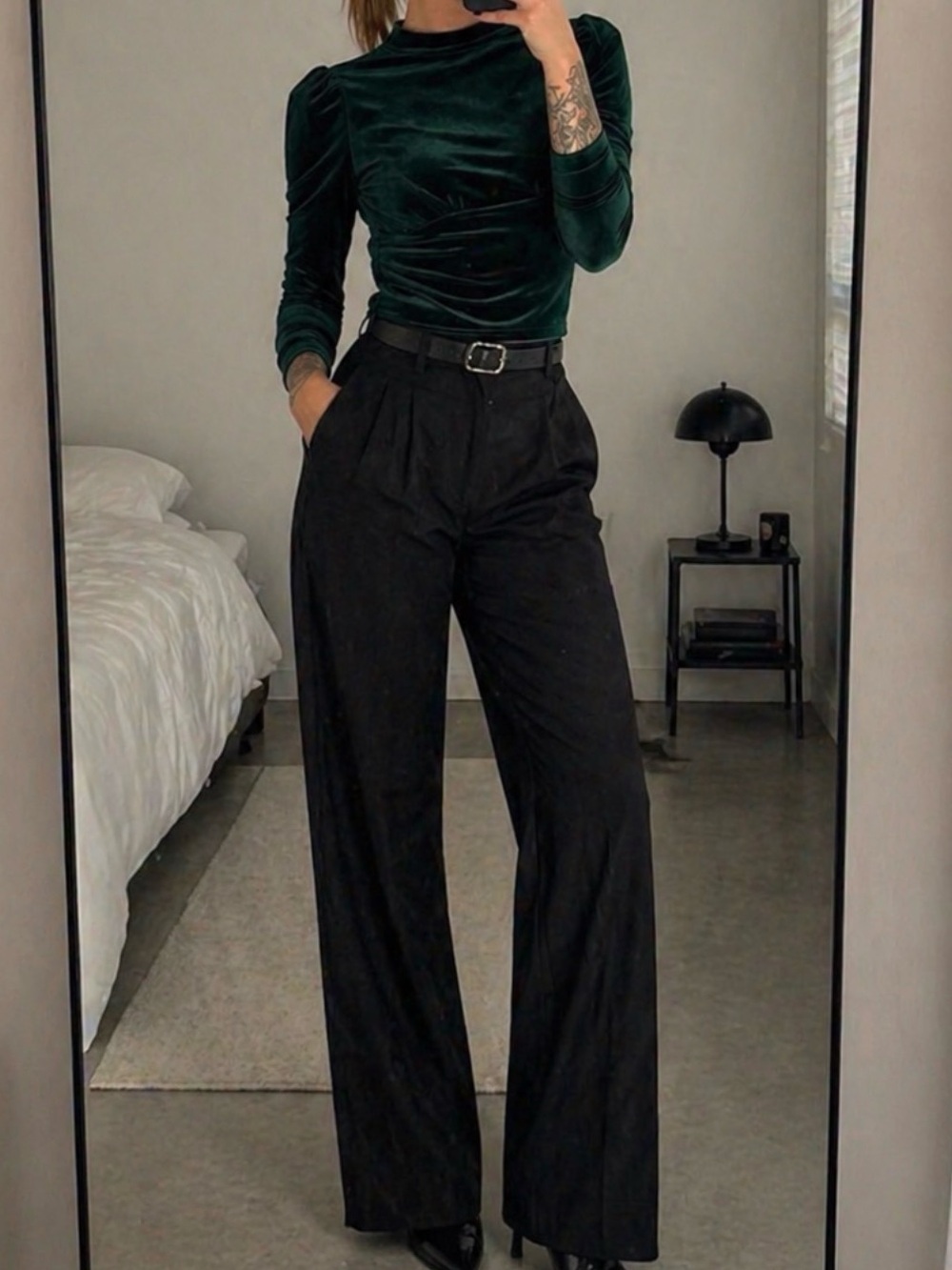 Green Velvet Puff Sleeve Top ✨ Cropped Mock Neck Holiday Party | Size M